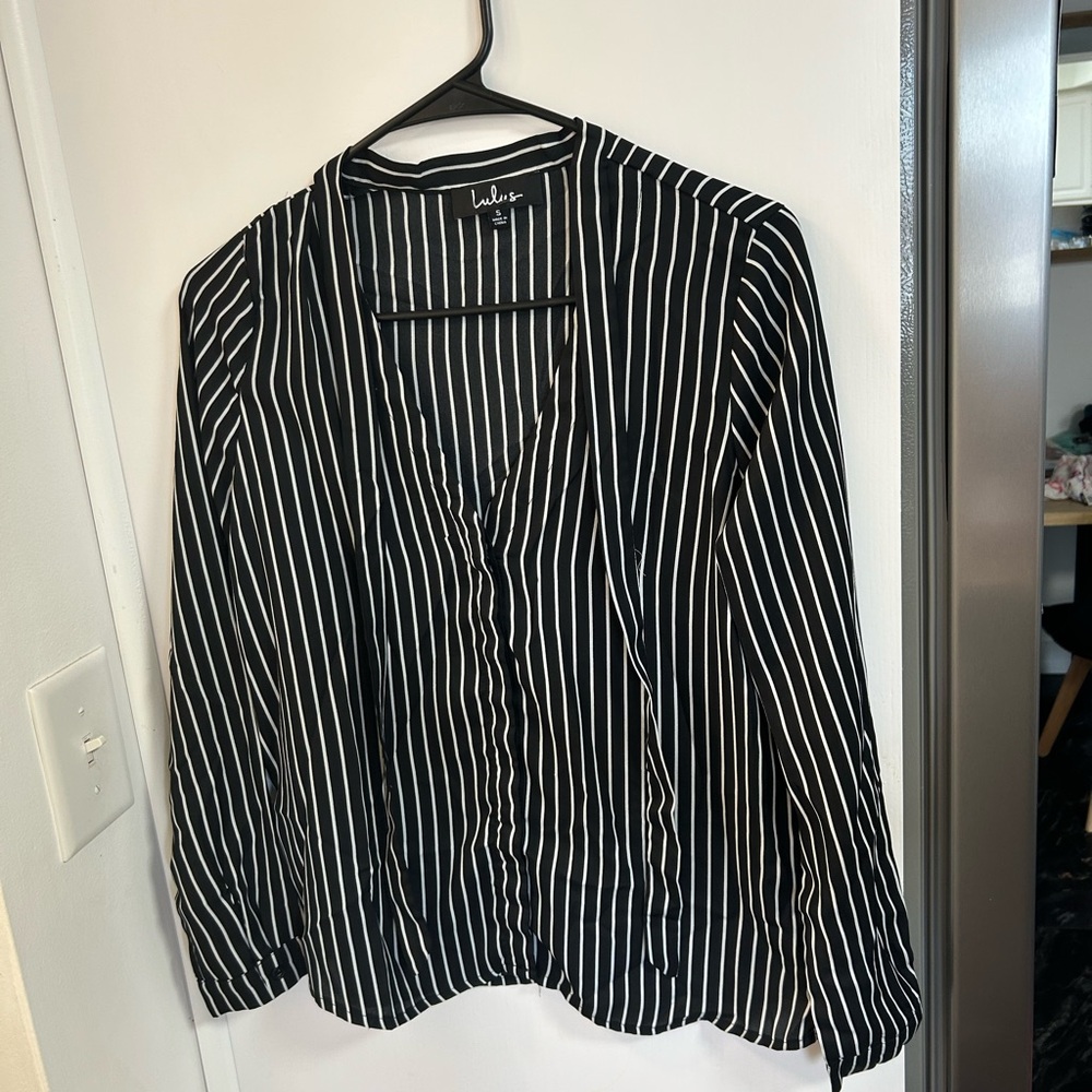 Lulu's Monochrome Striped Top